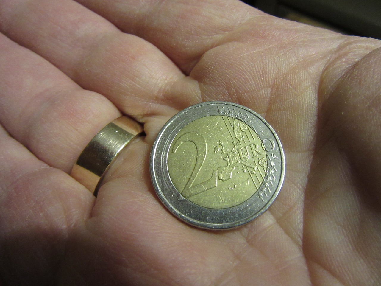 mince v dlani